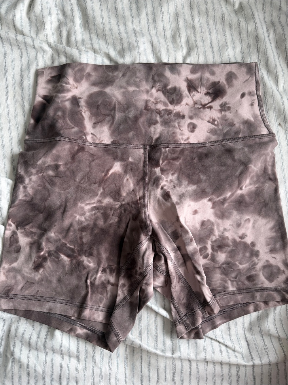 lululemon 6" align shorts